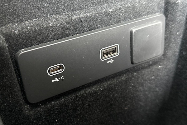 Used Jaguar F-Pace 2023 for sale - 75531598: Photo 59