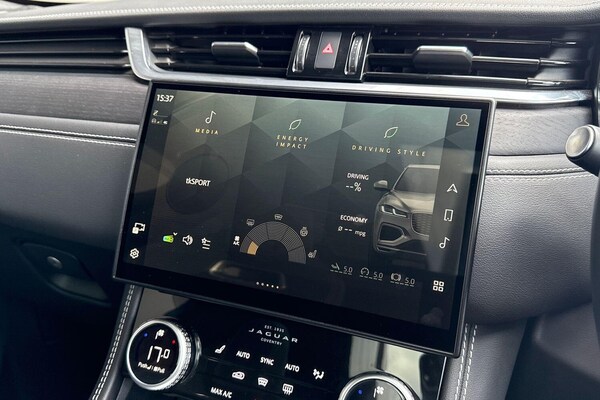 Used Jaguar F-Pace 2023 for sale - 75531598: Photo 61