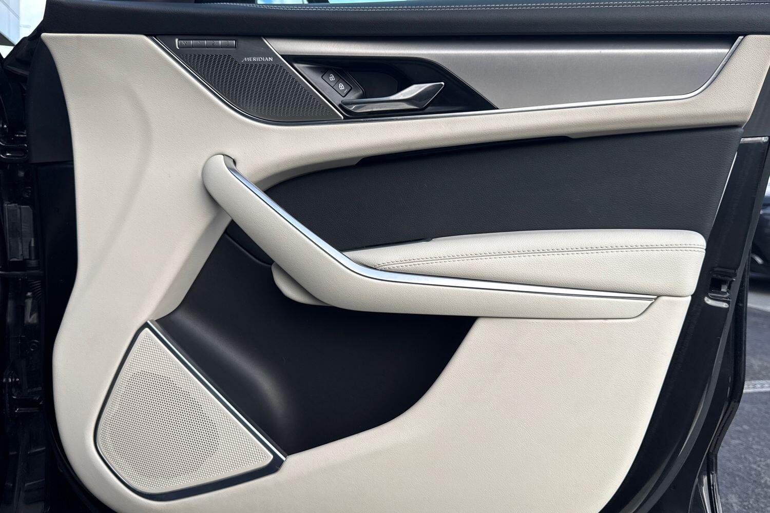 Used Jaguar F-Pace 2023 for sale - 76572174: Photo 19