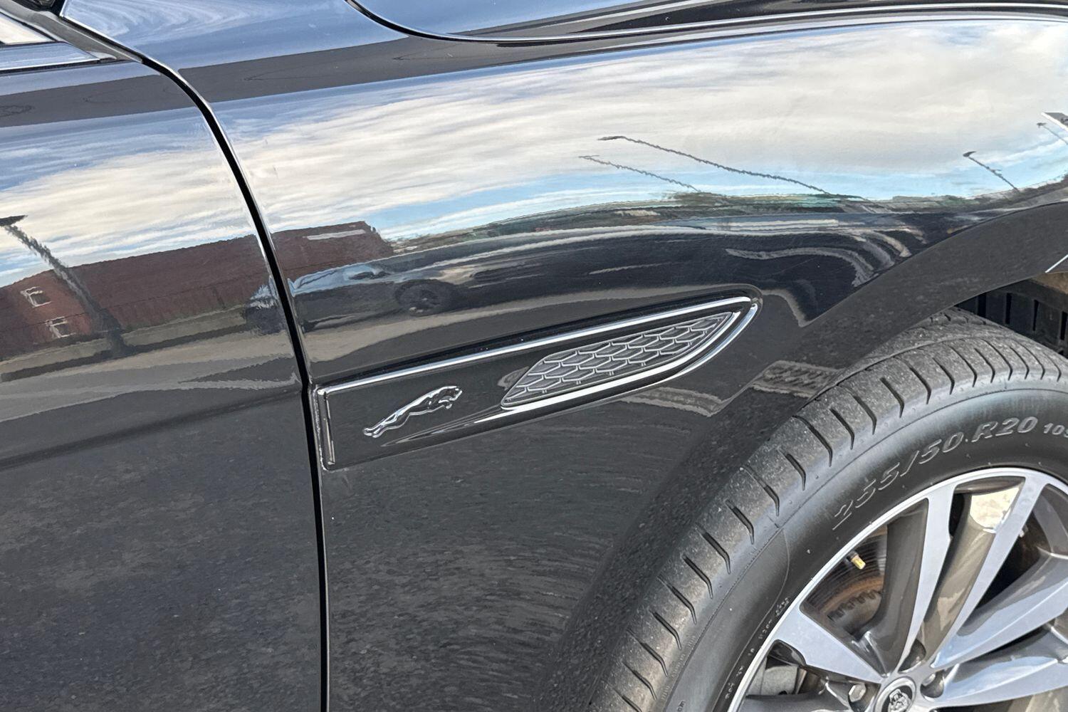 Used Jaguar F-Pace 2023 for sale - 76572174: Photo 36