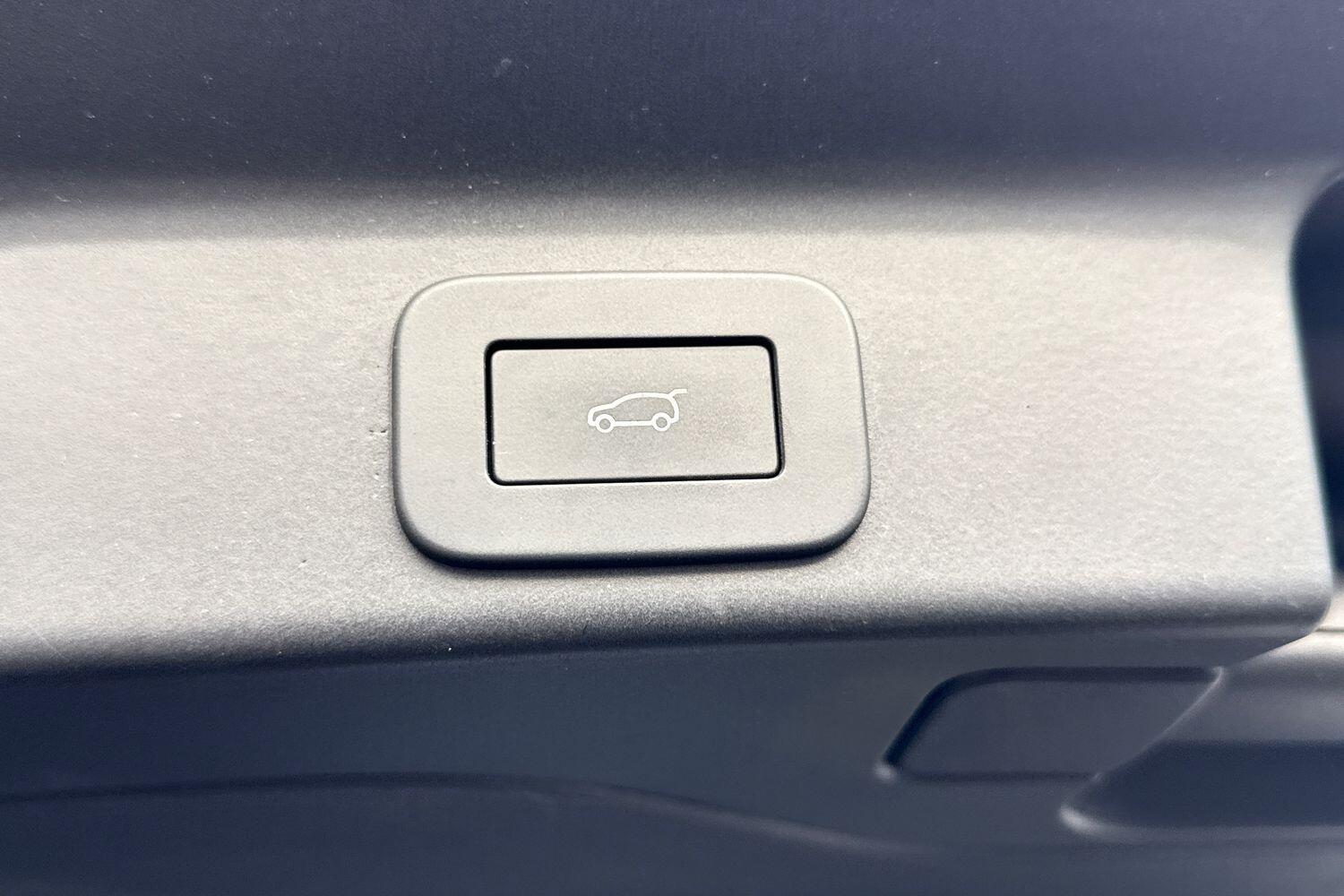 Used Jaguar F-Pace 2023 for sale - 76572174: Photo 45