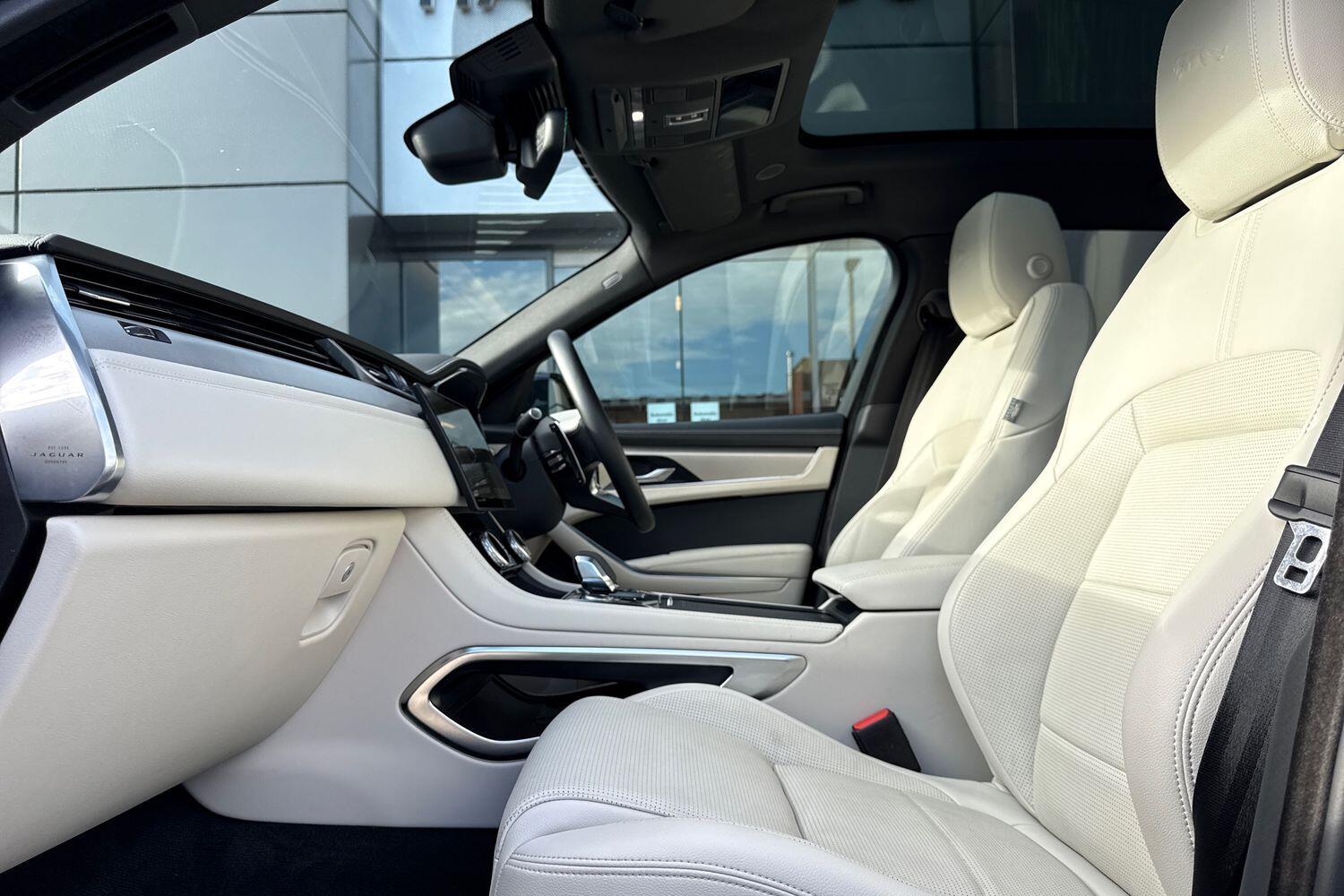 Used Jaguar F-Pace 2023 for sale - 76572174: Photo 49