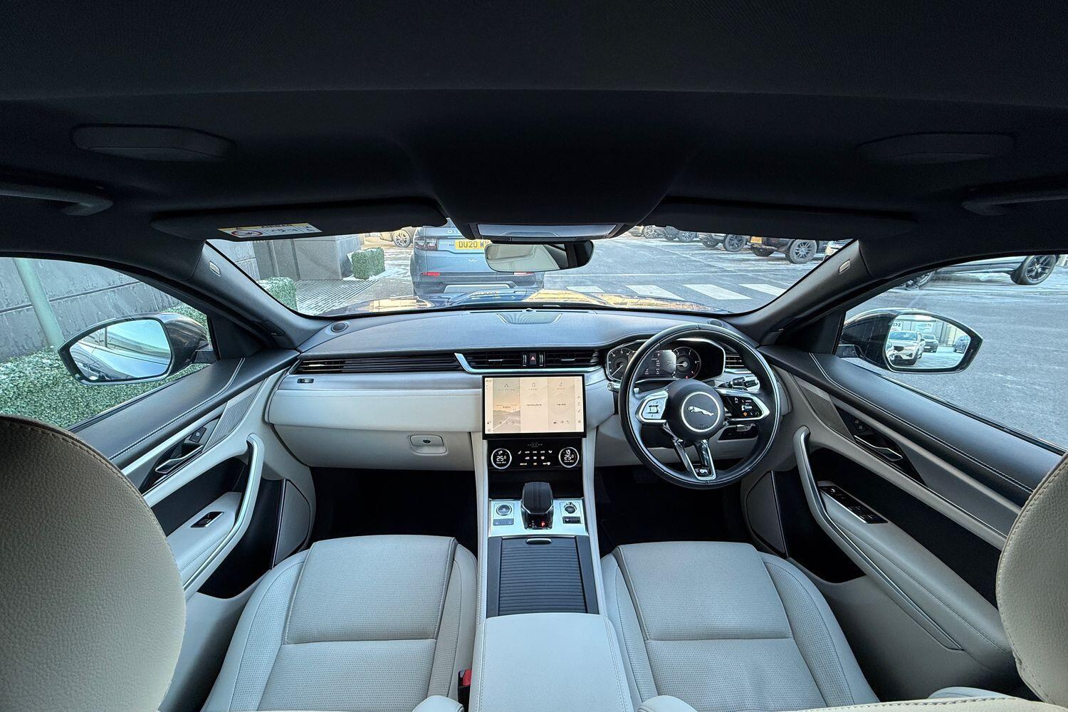 Used Jaguar F-Pace 2022 for sale - 77120704: Photo 3