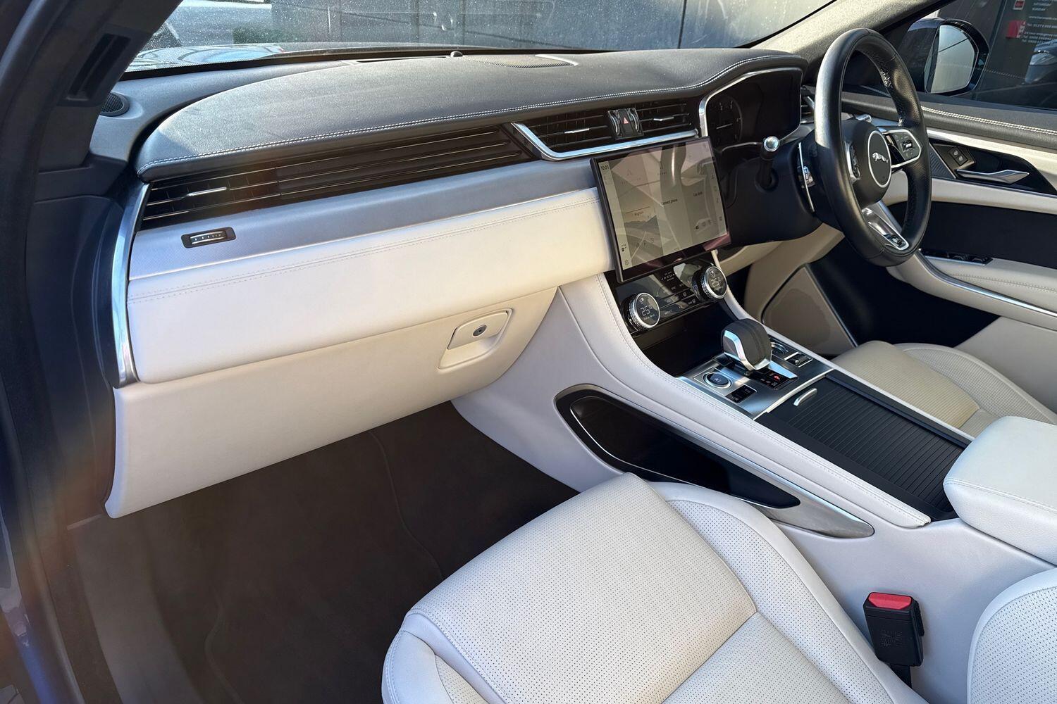 Used Jaguar F-Pace 2022 for sale - 77120704: Photo 35