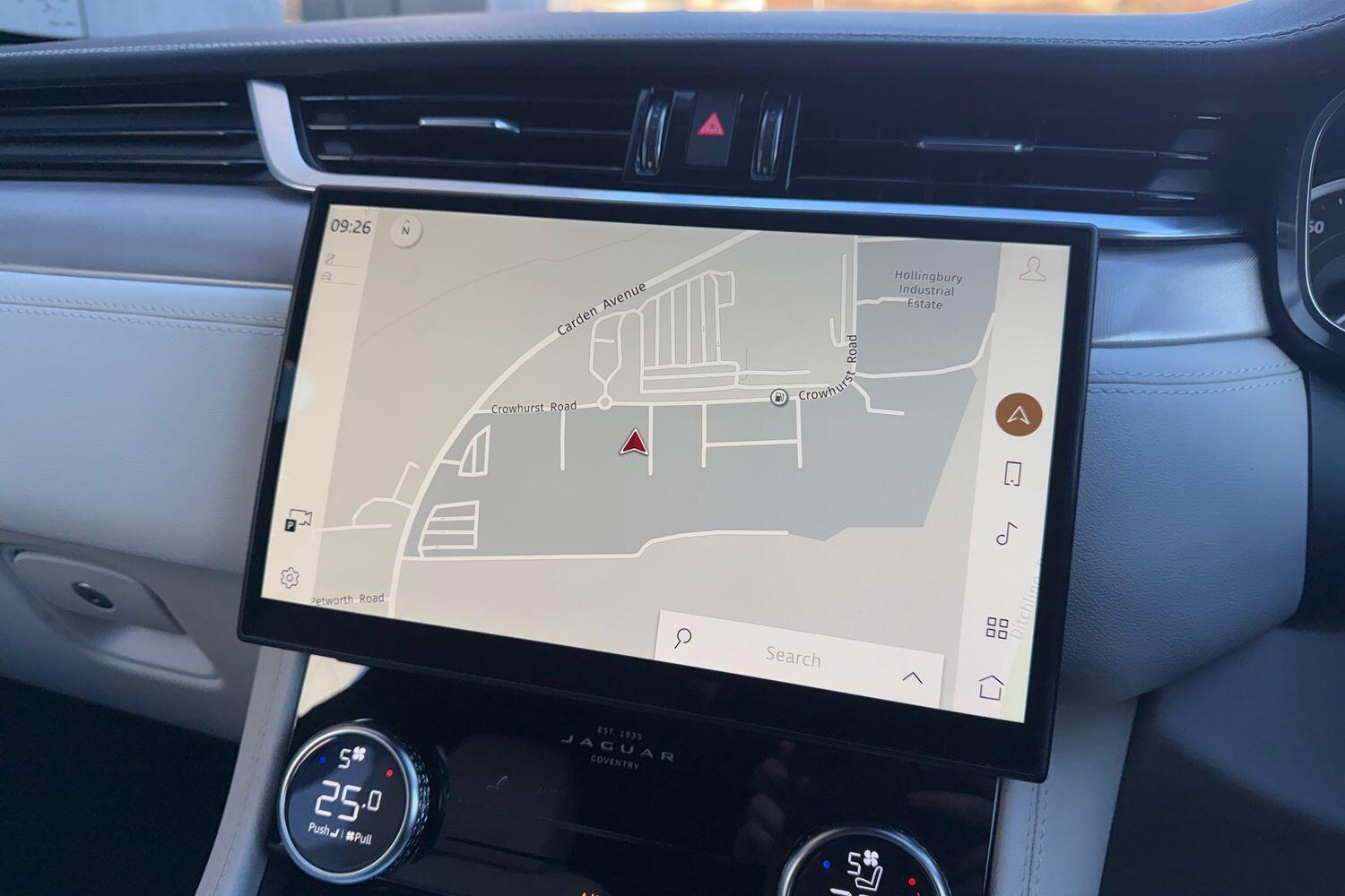 Used Jaguar F-Pace 2022 for sale - 77120704: Photo 6