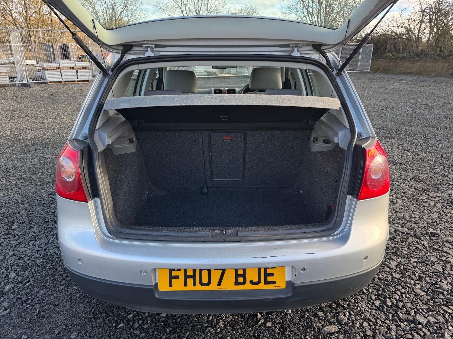 Used Volkswagen Golf 2007 for sale - 76541497: Photo 8