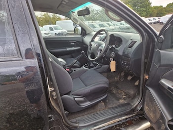 Used Toyota Hilux 2016 for sale - 75955801: Photo