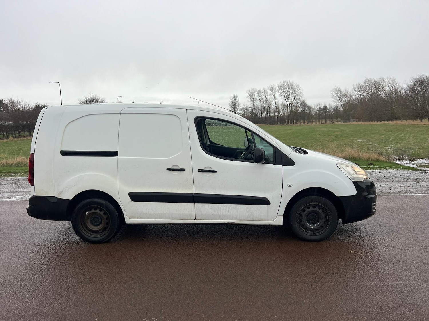 Used Citroen Berlingo 2017 for sale - 77234132: Photo 3