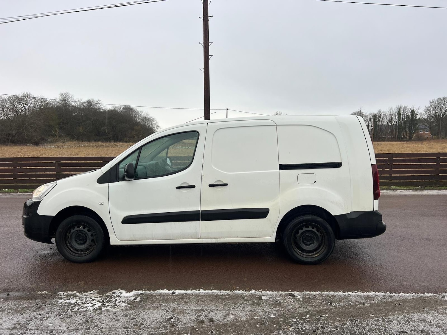 Used Citroen Berlingo 2017 for sale - 77234132: Photo 4