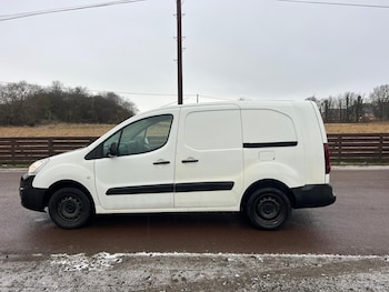 Used Citroen Berlingo 2017 for sale - 77234132: Photo
