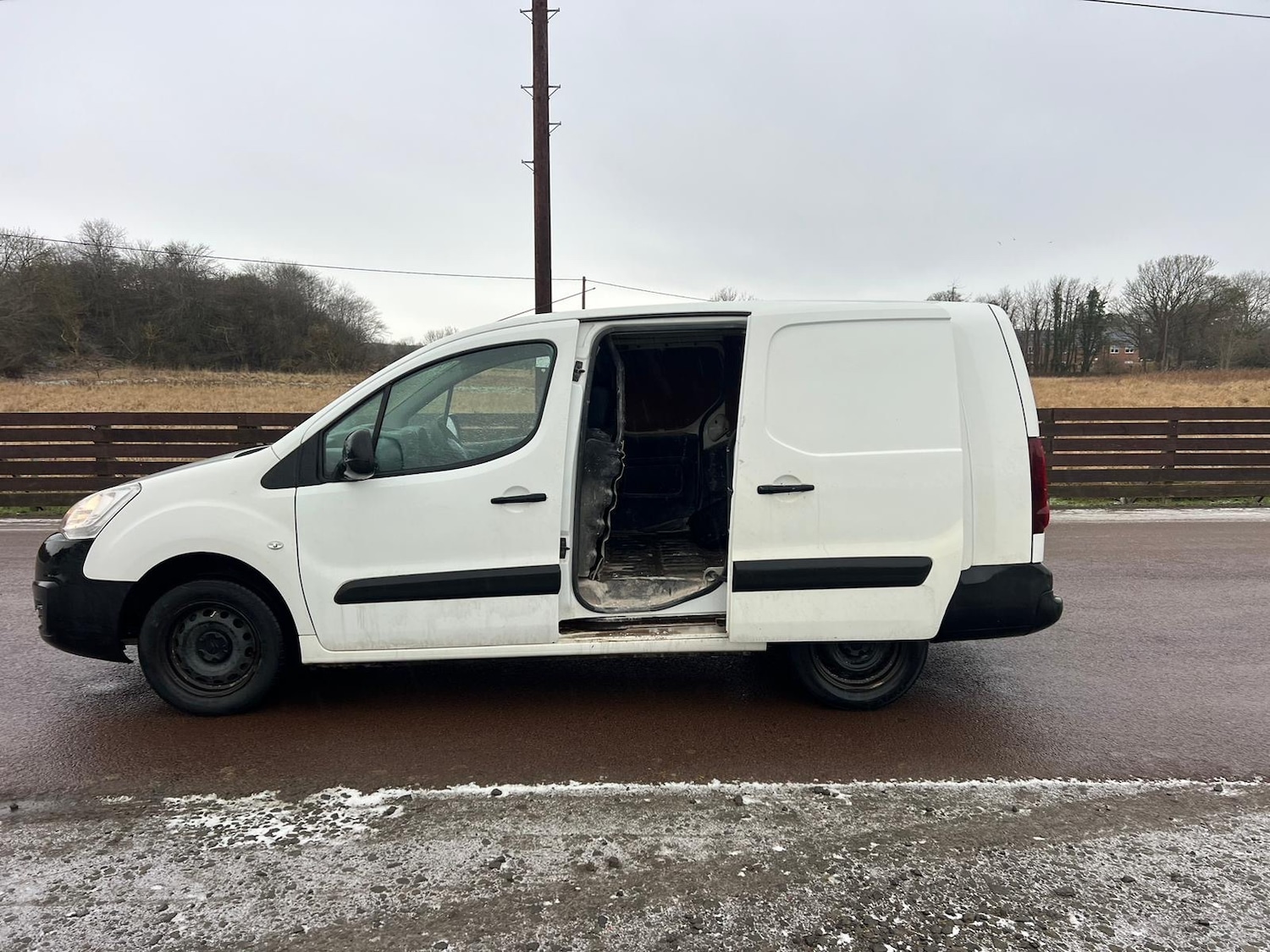 Used Citroen Berlingo 2017 for sale - 77234132: Photo 8