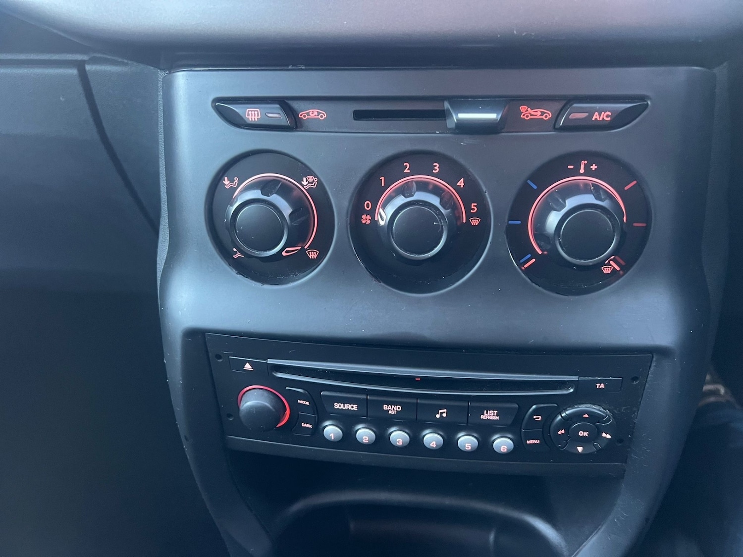 Used Citroen C3 2015 for sale - 76892597: Photo 13