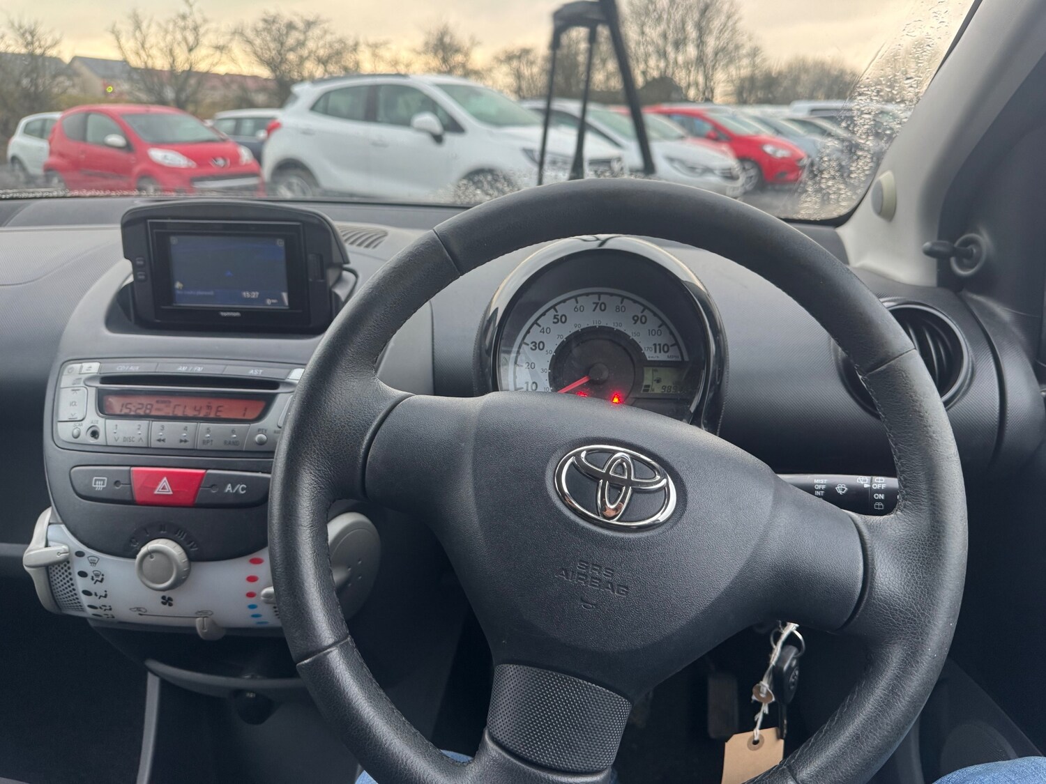 Used Toyota AYGO 2011 for sale - 77581198: Photo 11