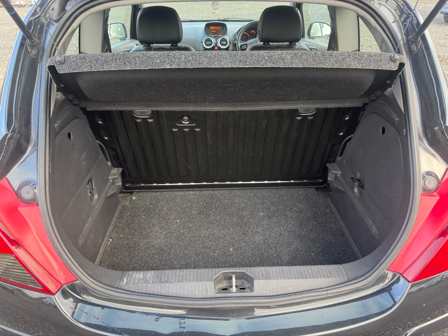 Used Vauxhall Corsa 2014 for sale - 76419180: Photo 8