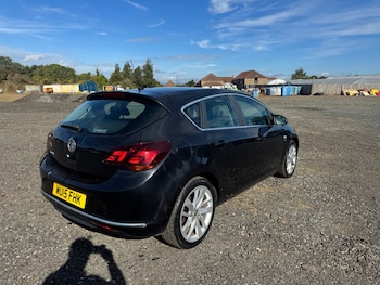 Used Vauxhall Astra 2015 for sale - 75937854: Photo