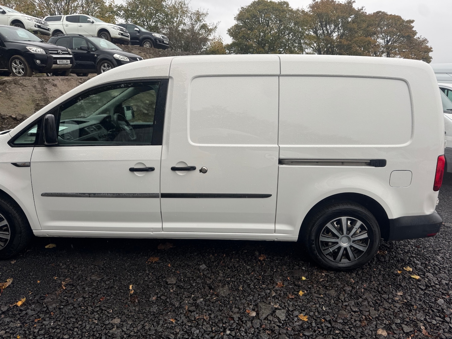 Used Volkswagen Caddy Maxi 2017 for sale - 76418657: Photo 3
