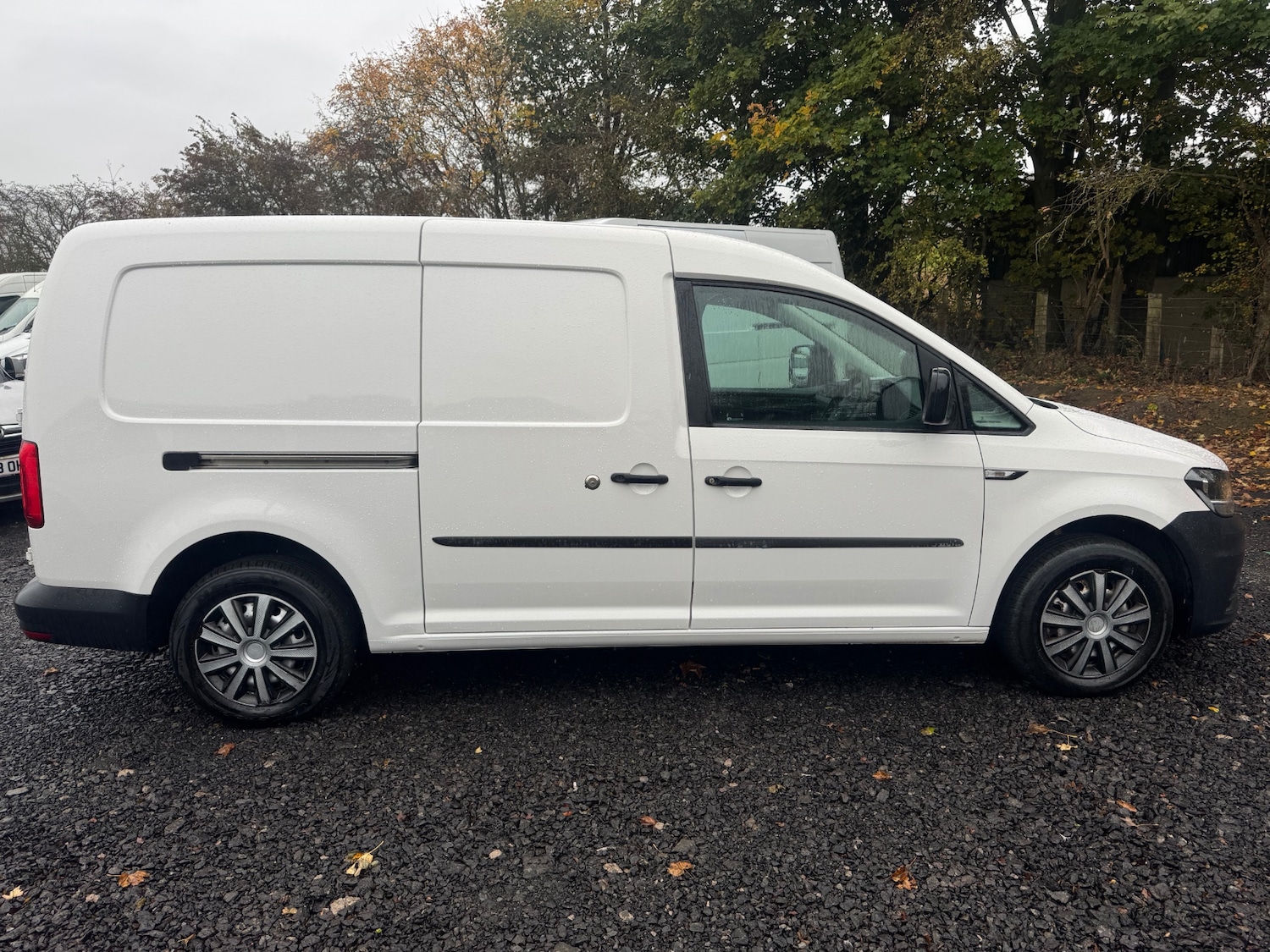 Used Volkswagen Caddy Maxi 2017 for sale - 76418657: Photo 6