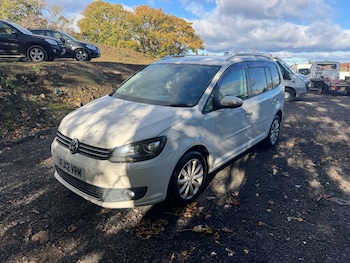 Used Volkswagen Touran undefined for sale - 76392182: Photo