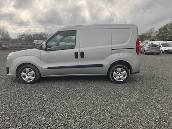Used Vauxhall Combo 2018 for sale - 78324481: Photo