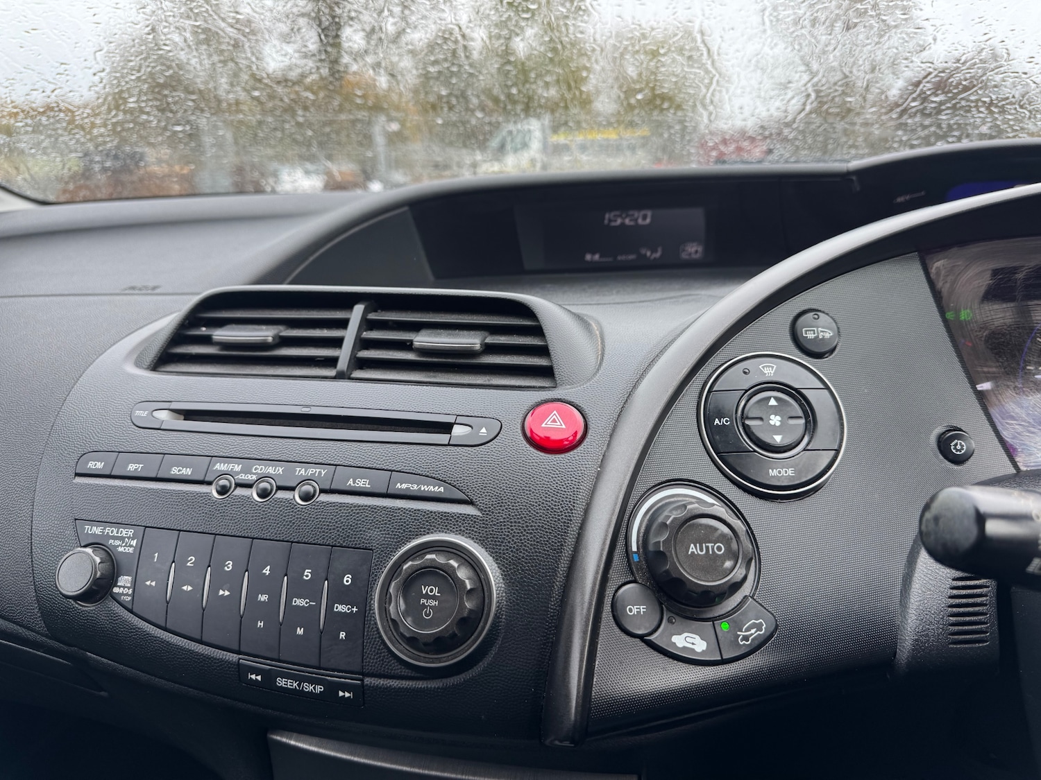 Used Honda Civic 2010 for sale - 76431072: Photo 14