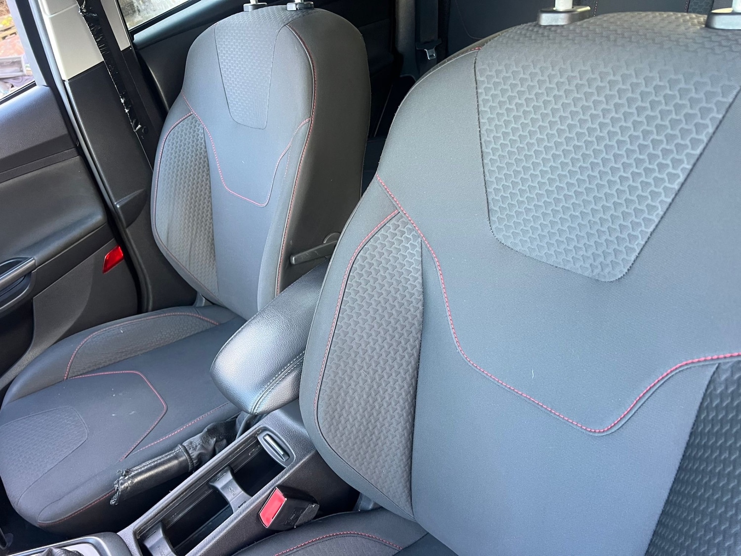 Used Ford Focus 2015 for sale - 76565552: Photo 12