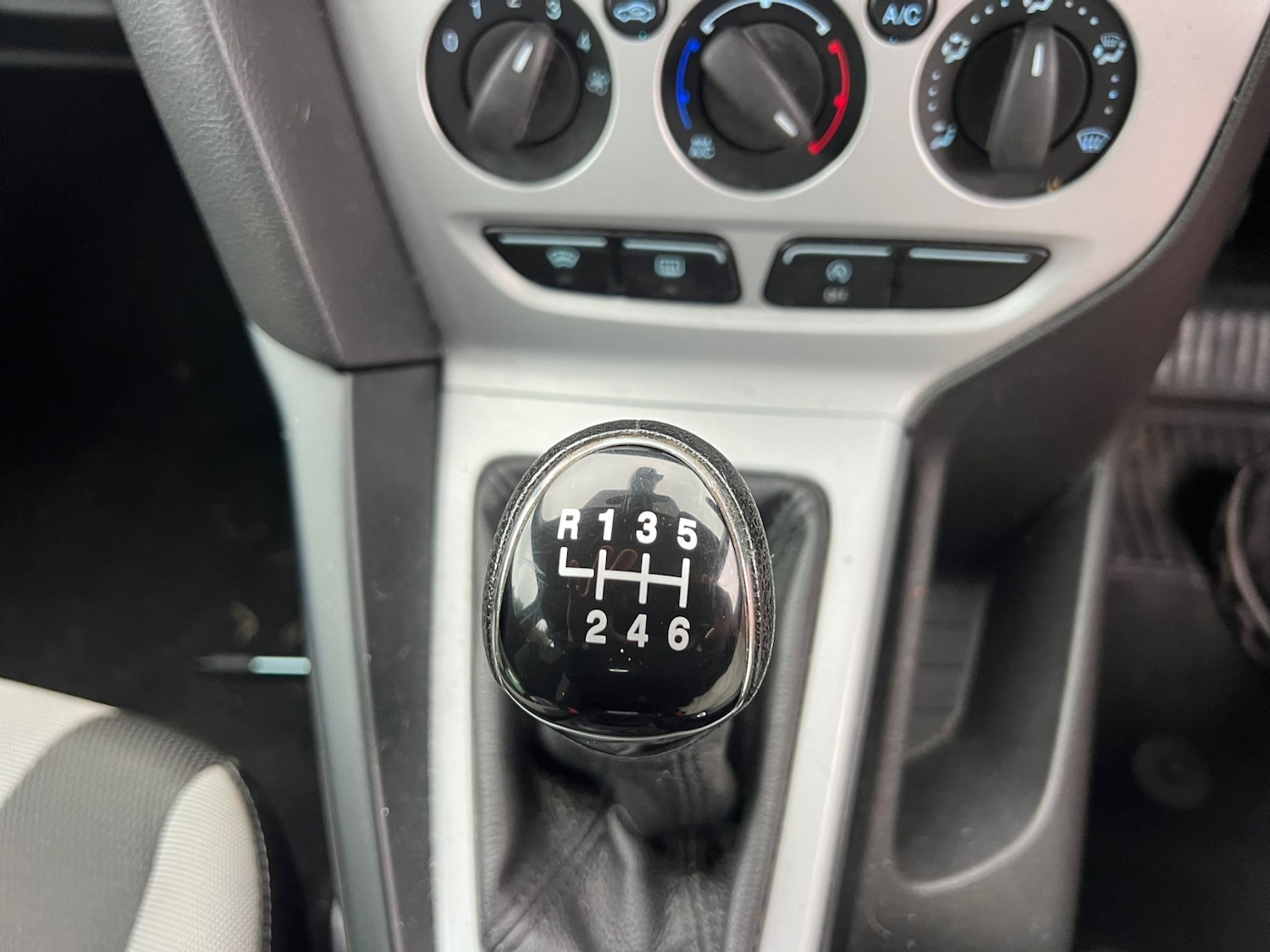 Used Ford Focus 2014 for sale - 76419181: Photo 11