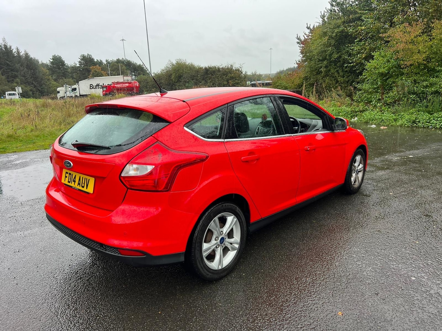 Used Ford Focus 2014 for sale - 76419181: Photo 2