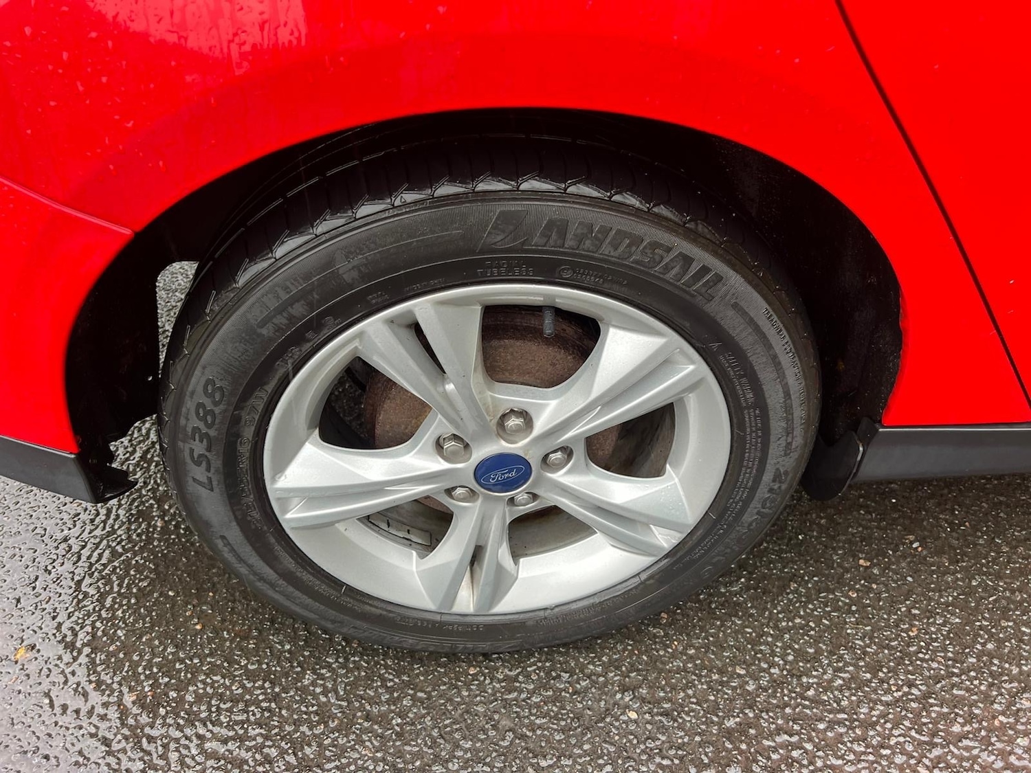 Used Ford Focus 2014 for sale - 76419181: Photo 8