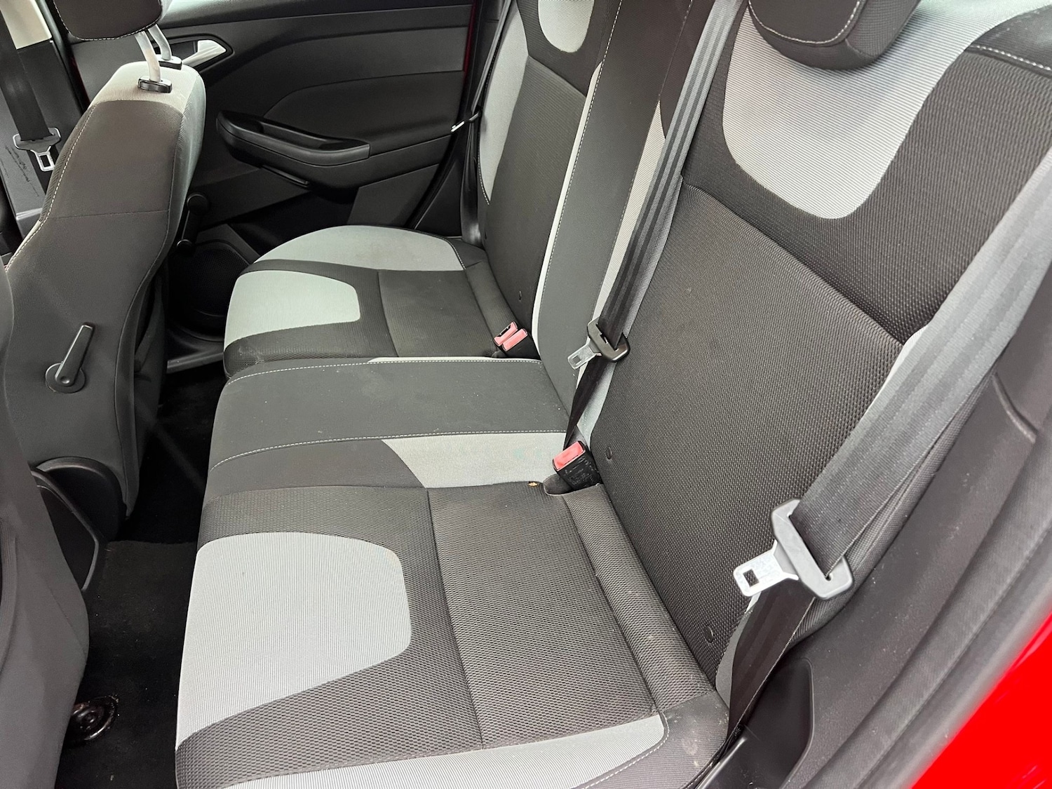 Used Ford Focus 2014 for sale - 76419181: Photo 9