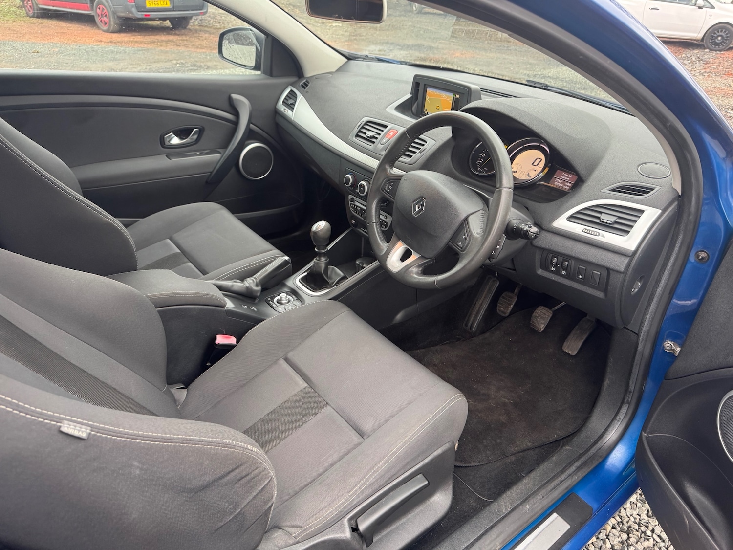 Used Renault Megane 2011 for sale - 77336343: Photo 9