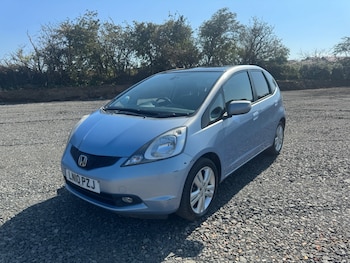 Used Honda Jazz 2010 for sale - 75945968: Photo