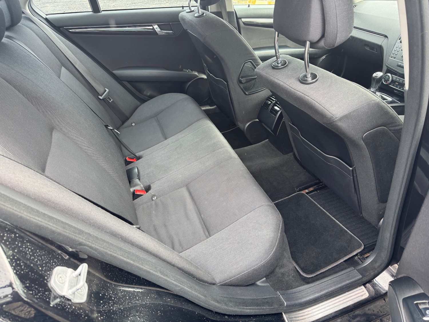 Used Mercedes-Benz C-Class 2011 for sale - 76149762: Photo 9