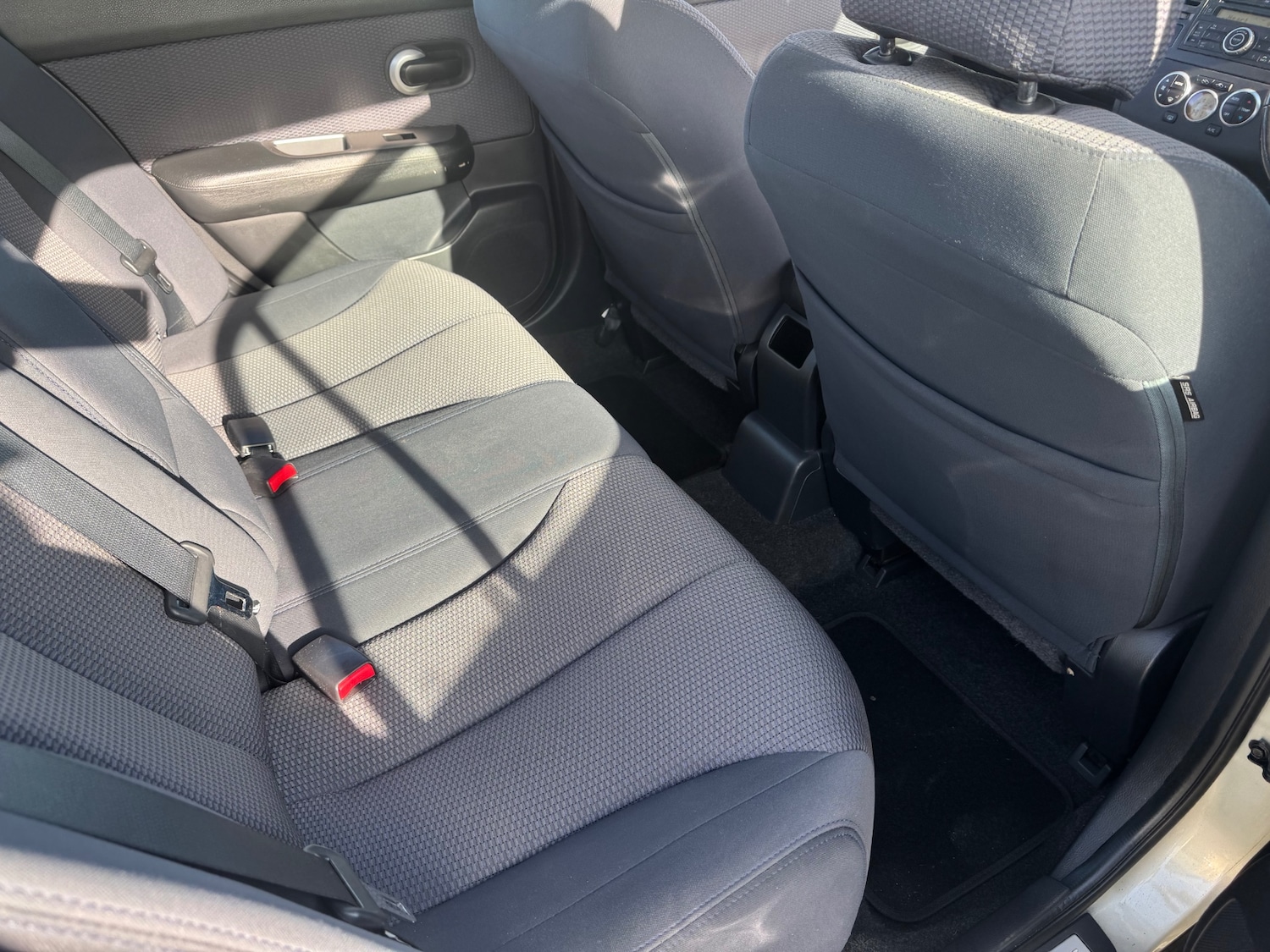 Used Nissan Tiida 2009 for sale - 77945492: Photo 8