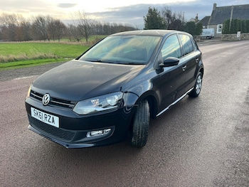 Used Volkswagen Polo 2011 for sale - 76882368: Photo