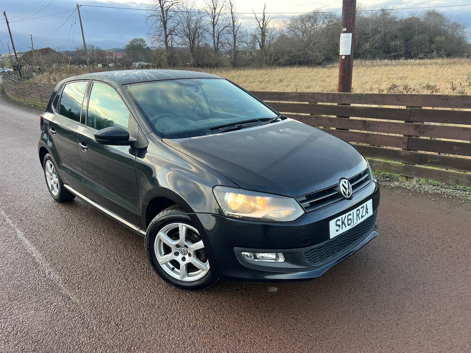 Used Volkswagen Polo 2011 for sale - 76882368: Photo 3