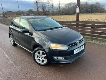 Used Volkswagen Polo 2011 for sale - 76882368: Photo