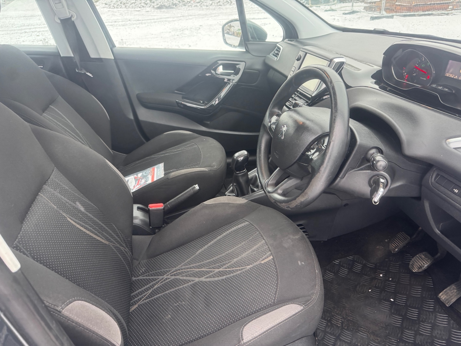 Used Peugeot 208 2013 for sale - 77179838: Photo 9