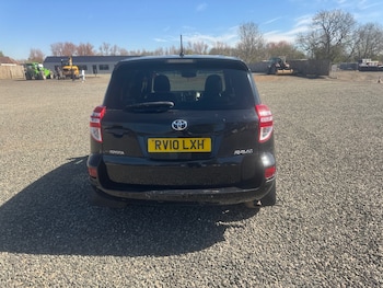 Used Toyota RAV4 2010 for sale - 78371123: Photo