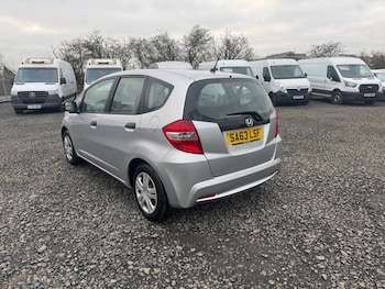 Used Honda Jazz 2013 for sale - 77097047: Photo