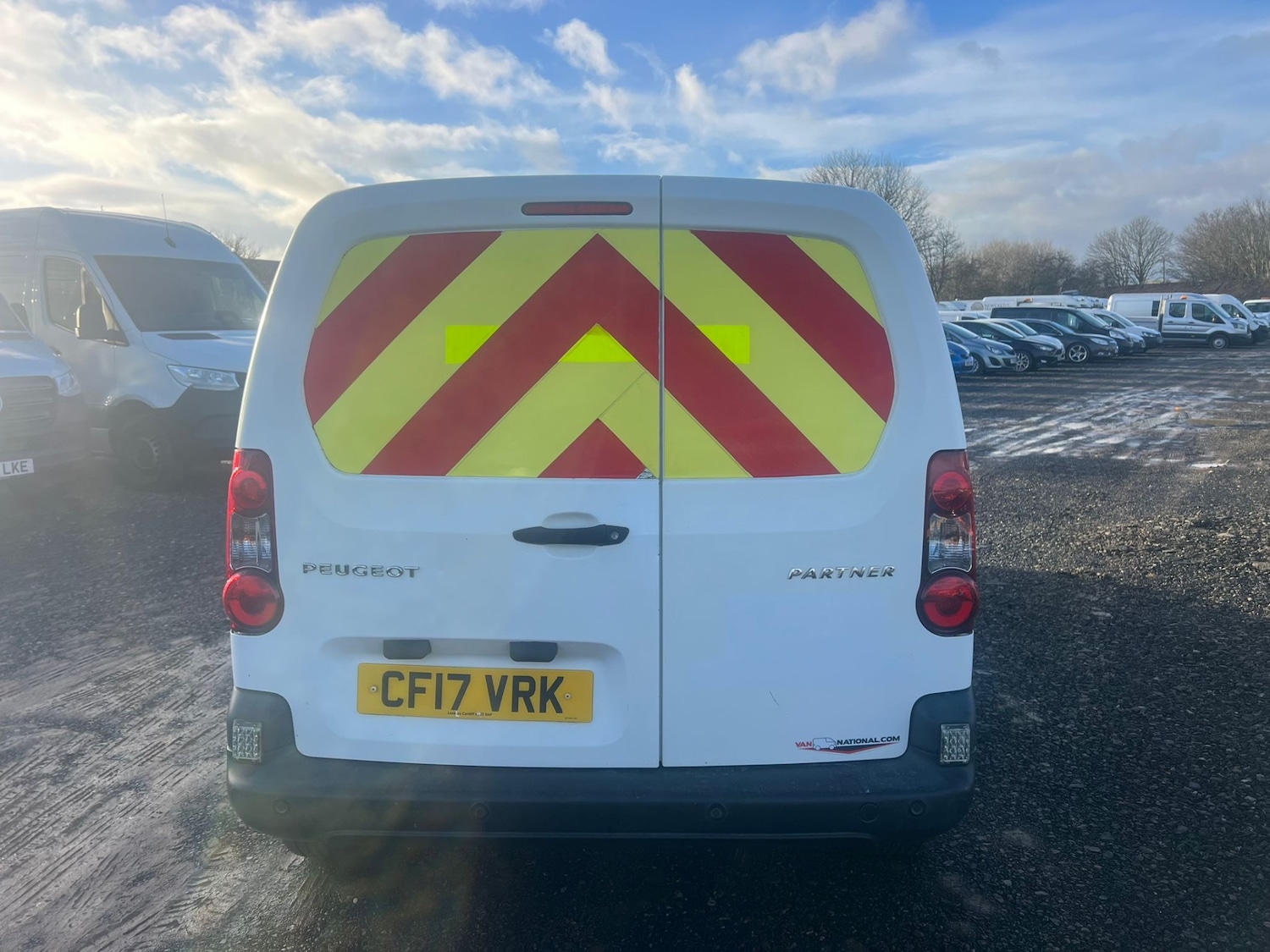 Used Peugeot Partner 2017 for sale - 77228385: Photo 6