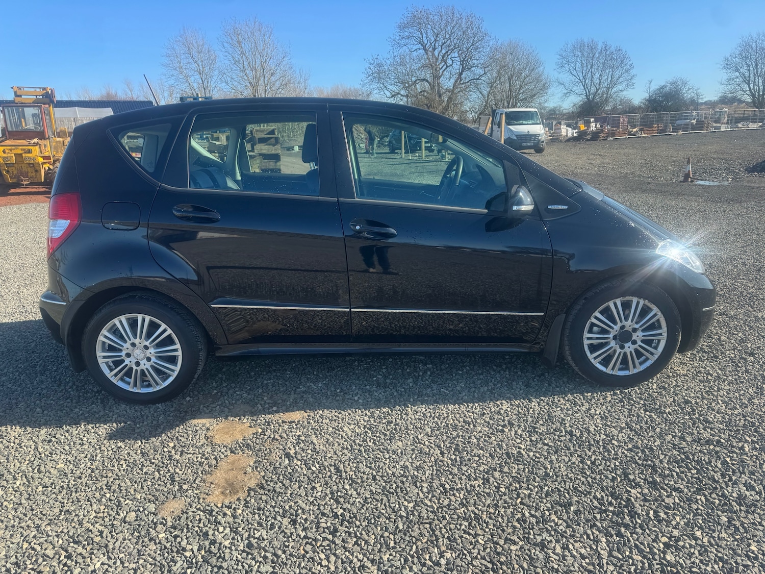 Used Mercedes-Benz A-Class 2010 for sale - 77813416: Photo 7