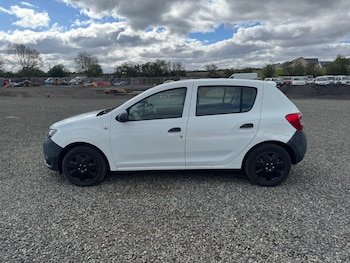 Used Dacia Sandero 2013 for sale - 78540244: Photo