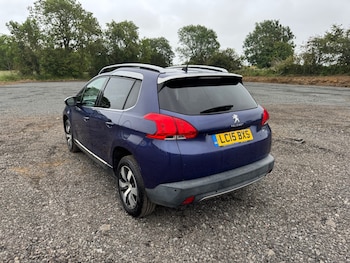 Used Peugeot 2008 2015 for sale - 75946022: Photo
