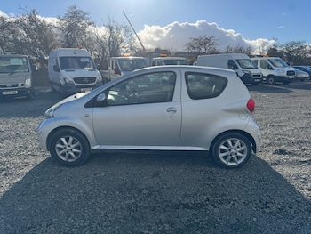 Toyota AYGO feature image 3