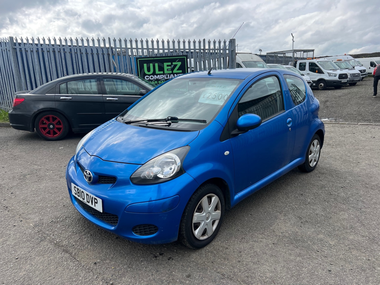 Used Toyota AYGO 2010 for sale - 75987834: Photo 1