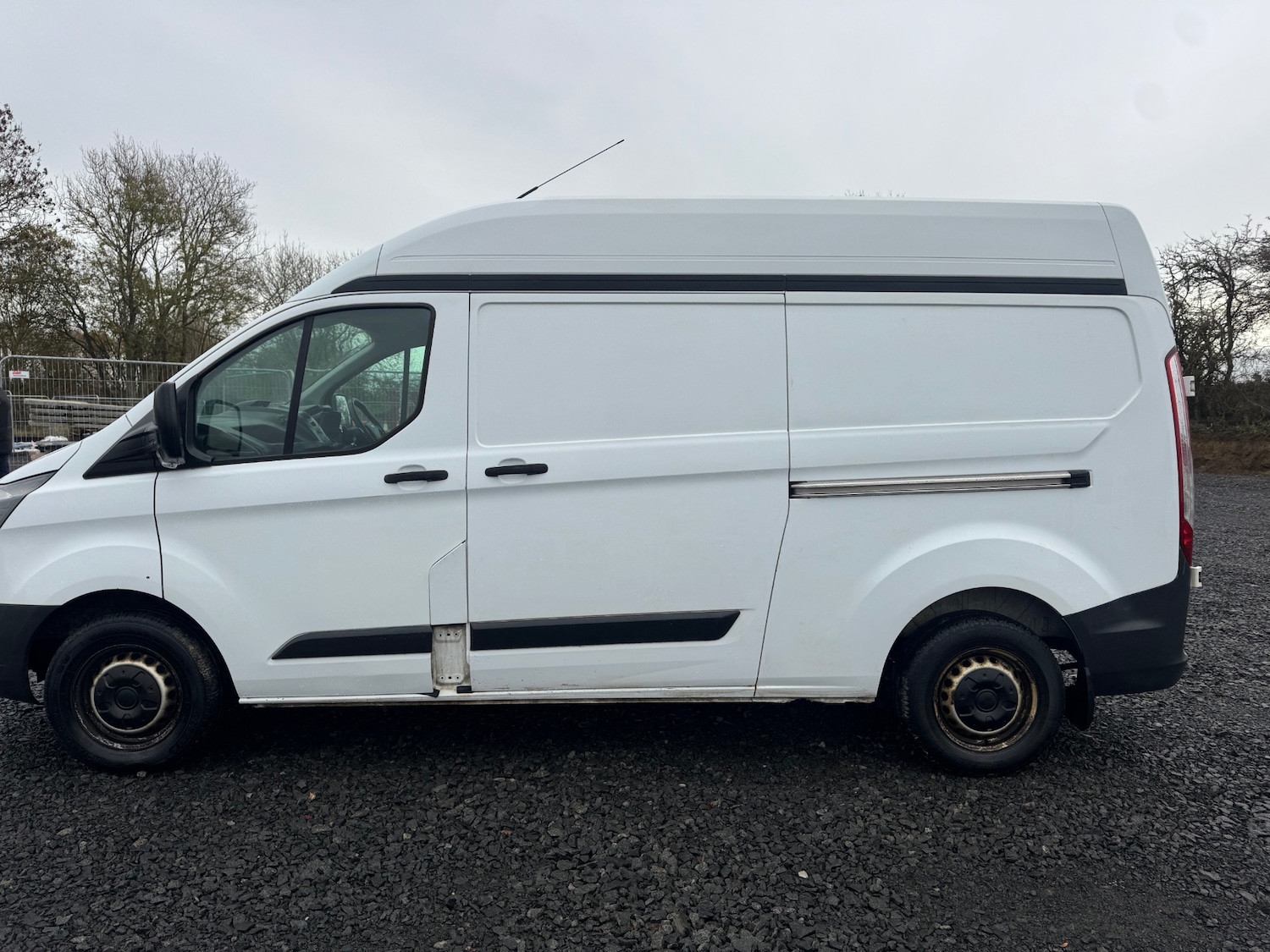 Used Ford Transit Custom 2017 for sale - 76566380: Photo 3