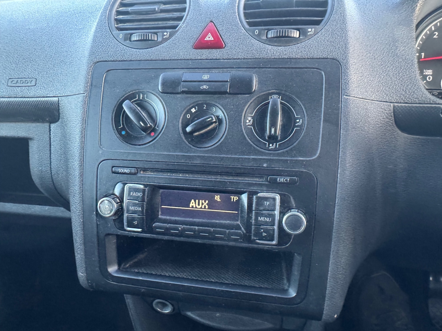 Used Volkswagen Caddy 2014 for sale - 76882868: Photo 12