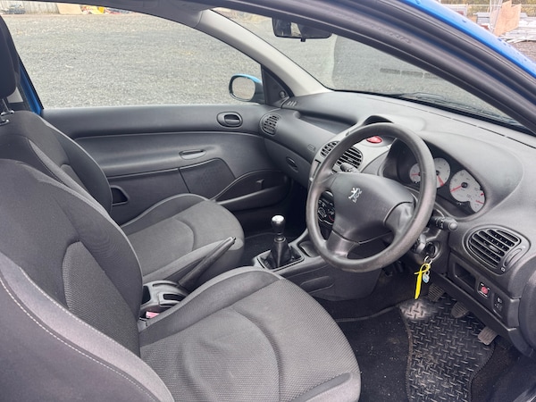 Used Peugeot 206 2009 for sale - 76231509: Photo 10