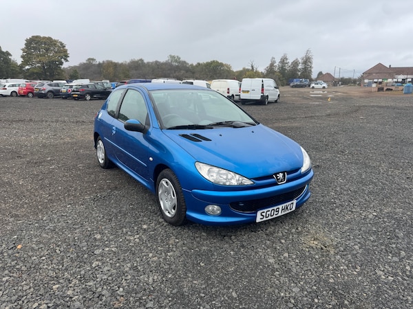 Used Peugeot 206 2009 for sale - 76231509: Photo 1