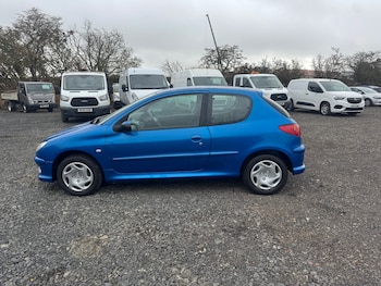 Used Peugeot 206 2009 for sale - 76231509: Photo 3